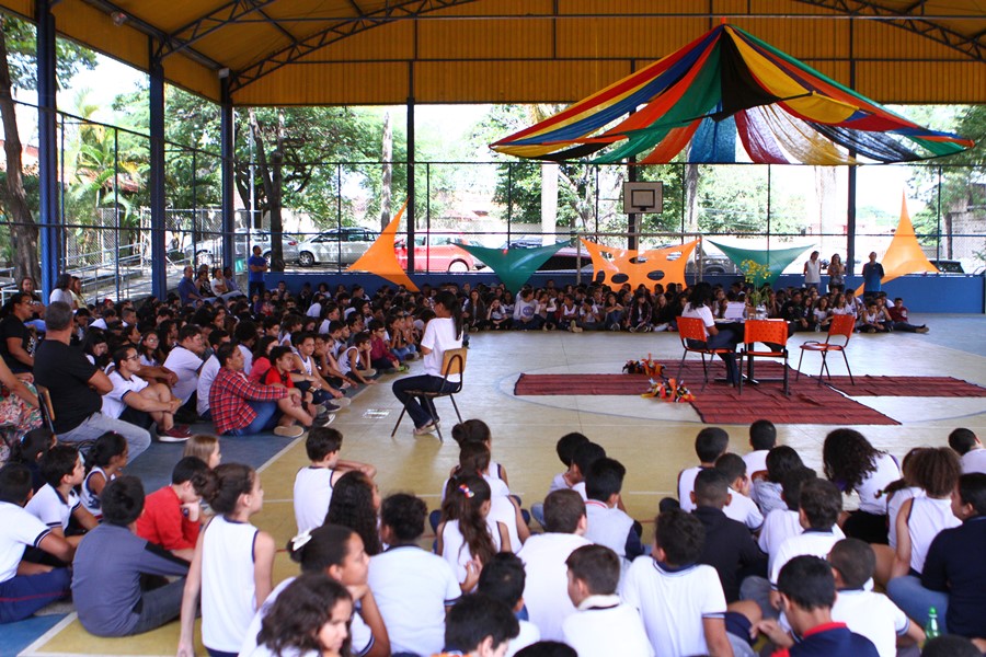 Escola Municipal Raul Saraiva Ribeiro promove feira literária - Portal ...