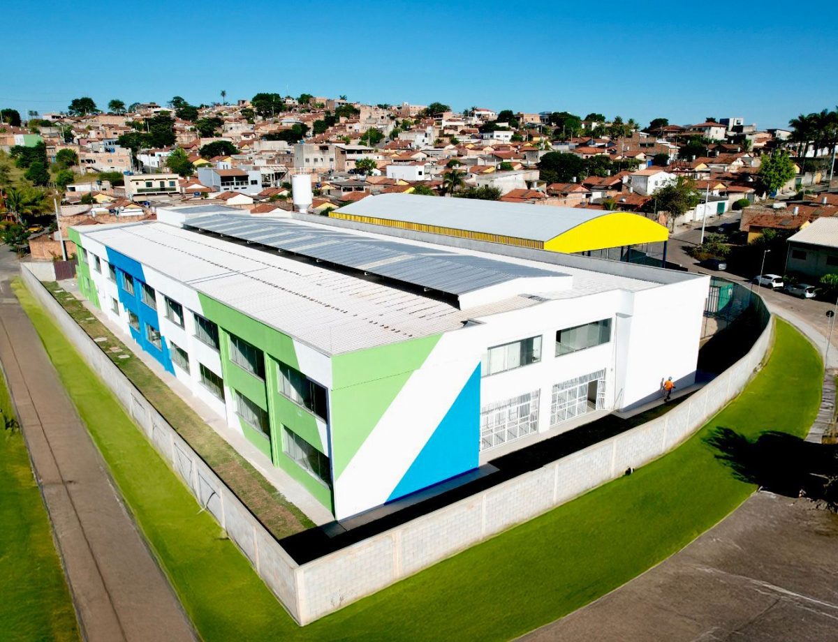 Com estrutura moderna, Betim inaugura primeira escola de tempo integral ...
